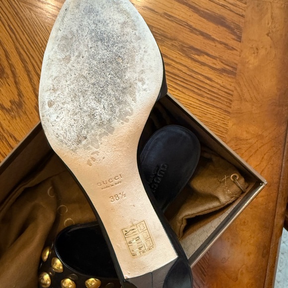 Gucci nero (black)leather studded kitten heel, w box & Gucci cloth shoe bags - Picture 8 of 8